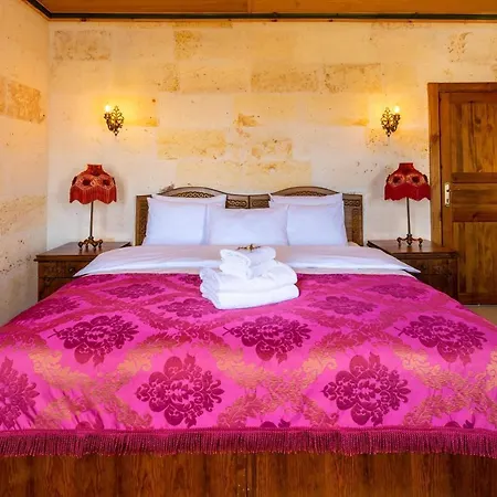 Esens Stone House Frühstückspension Mustafapaşa