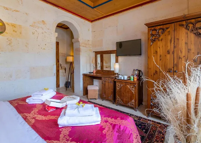 Esens Stone House Frühstückspension Mustafapaşa