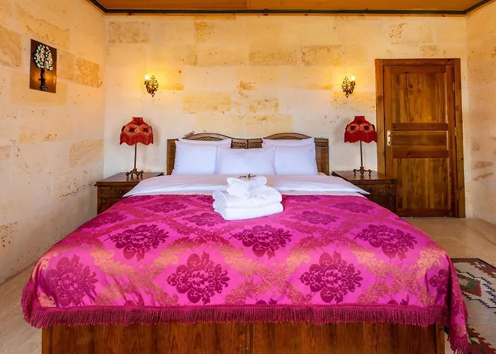 Esens Stone House Frühstückspension Mustafapaşa