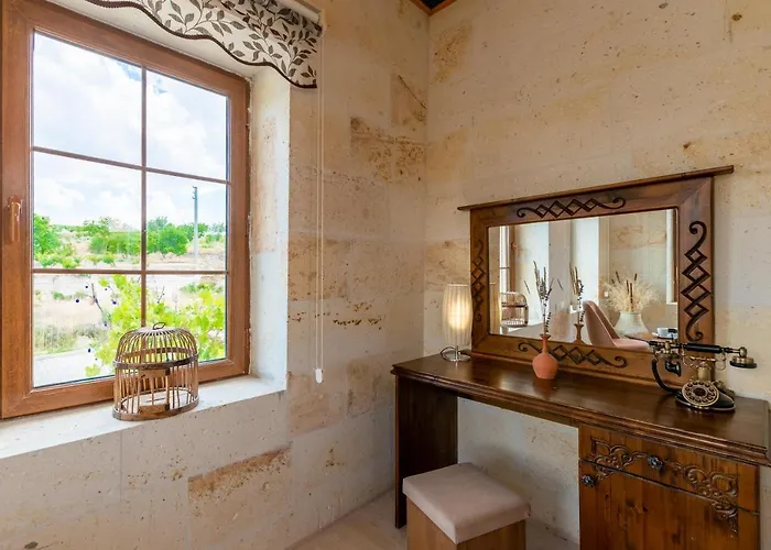 Esens Stone House Frühstückspension Mustafapaşa