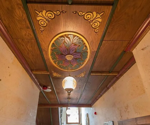 Esens Stone House Frühstückspension Mustafapaşa